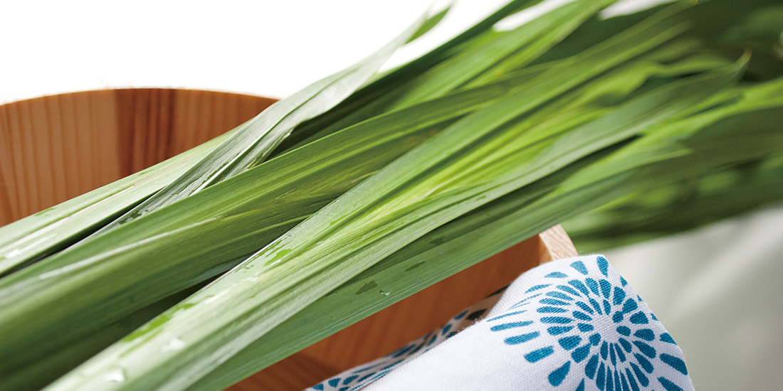 月替わり湯　5月の暦風呂「菖蒲湯」