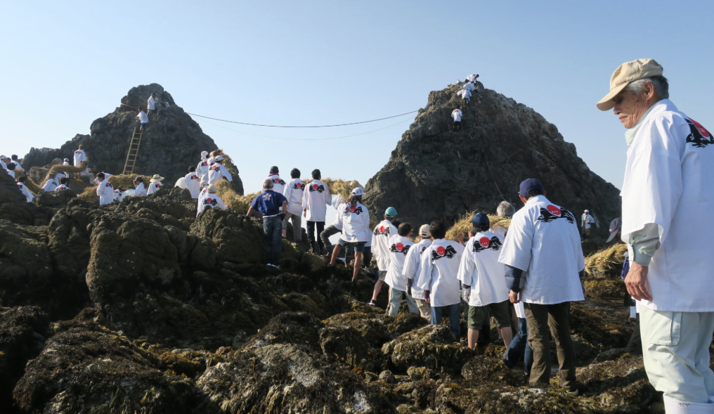 大しめ縄掛祭