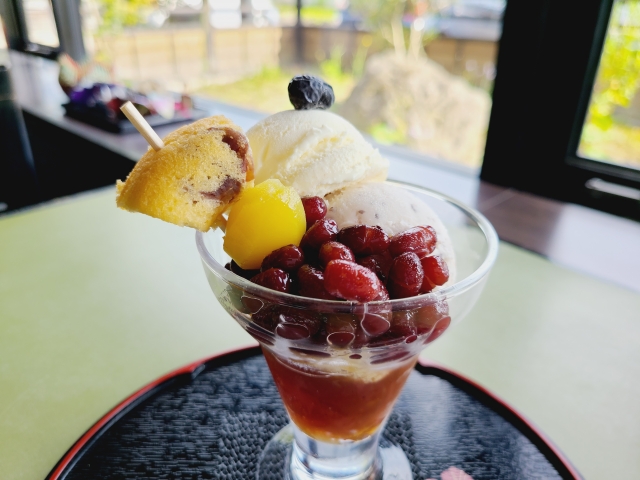 丹波篠山さんぽ　古民家カフェと黒豆スイーツ