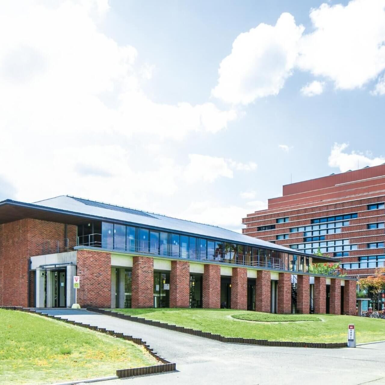 西南学院大学 キッチンカー出店