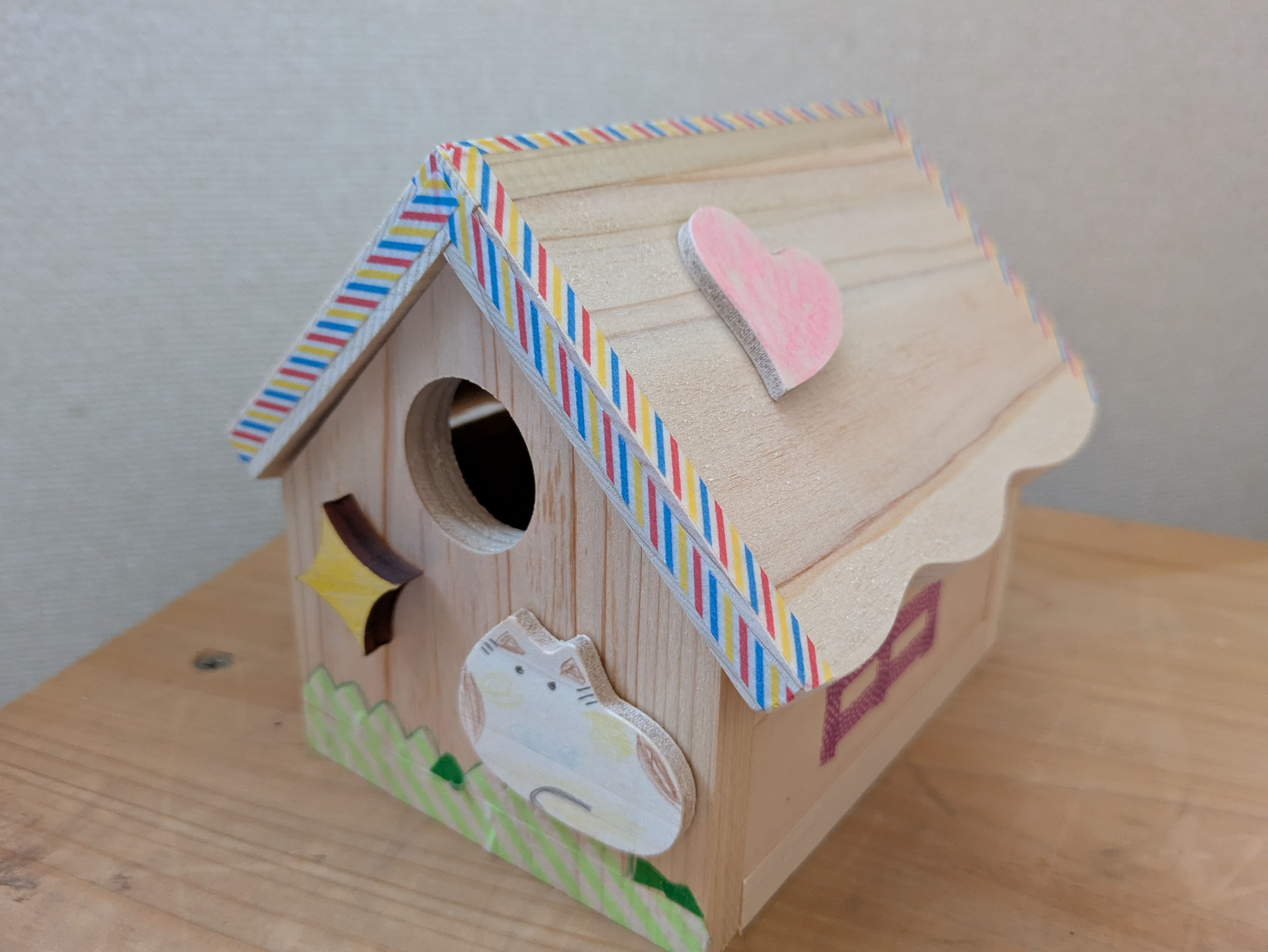 親子で作ろう！木の貯金箱