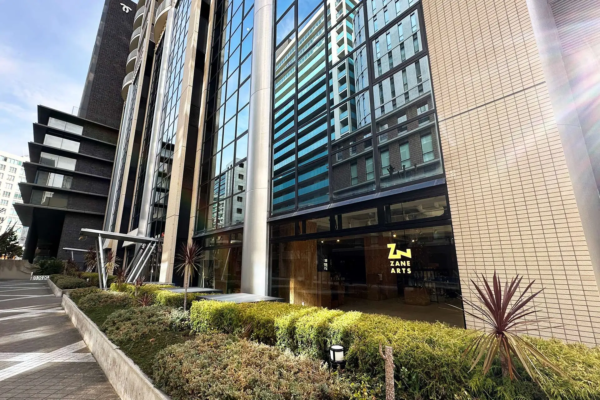 ゼインアーツ神戸三宮がオープン！関西初の直営店で全製品を体感