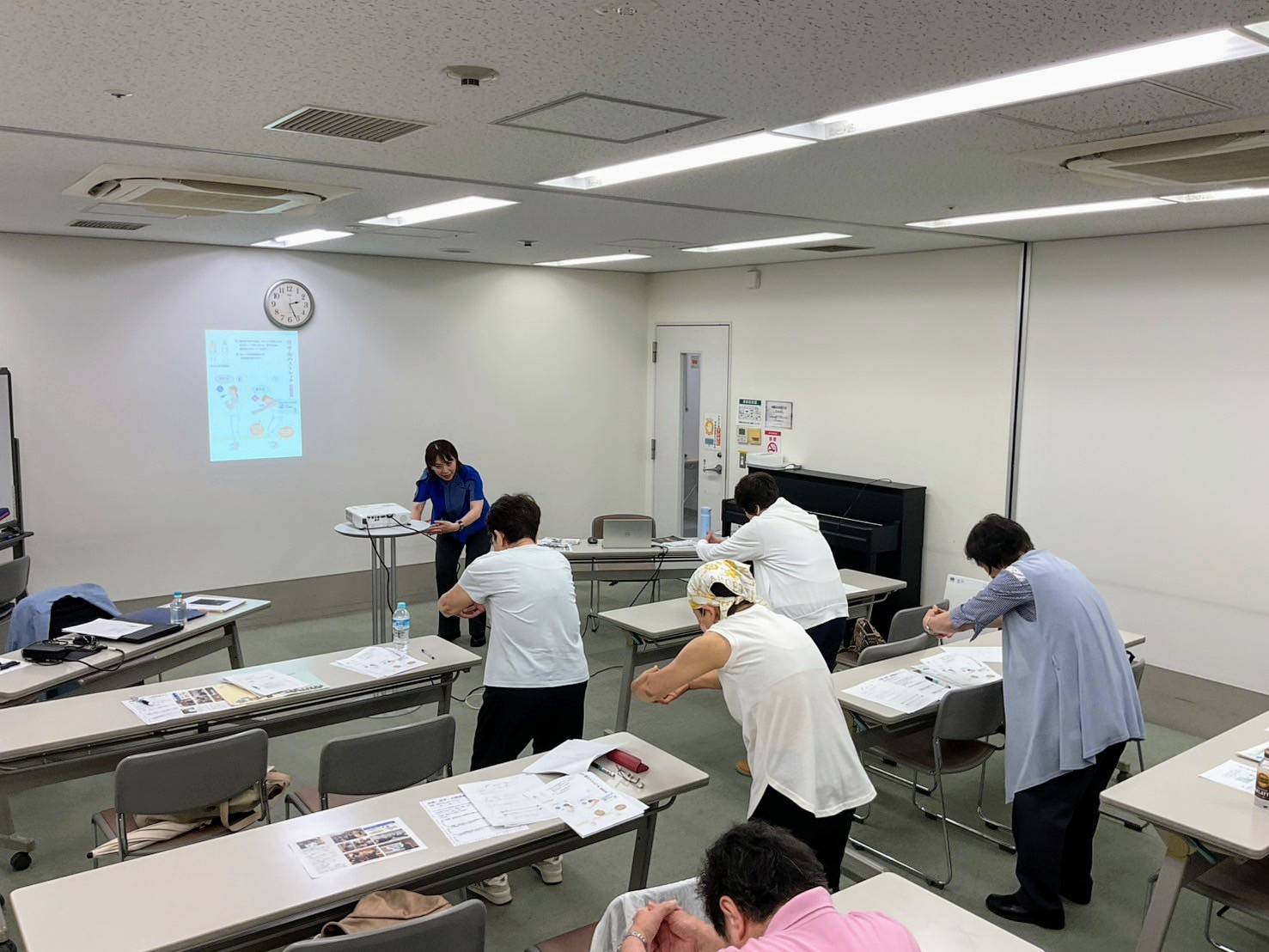 頑張るより緩める 夏を乗り切る呼吸筋ストレッチ