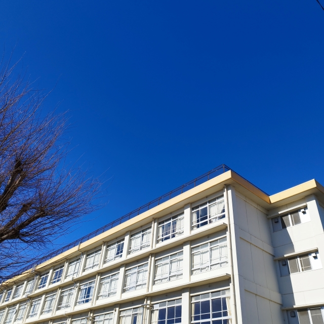 浅口市がAI教材「キュビナ」を正式採用!全小中学校で利用開始