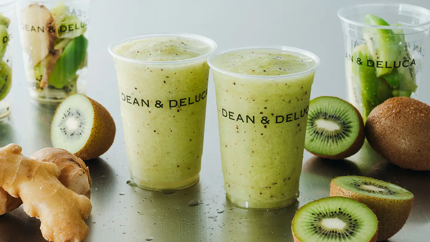 岡山DEAN＆DELUCAに2色のベジスムージー登場