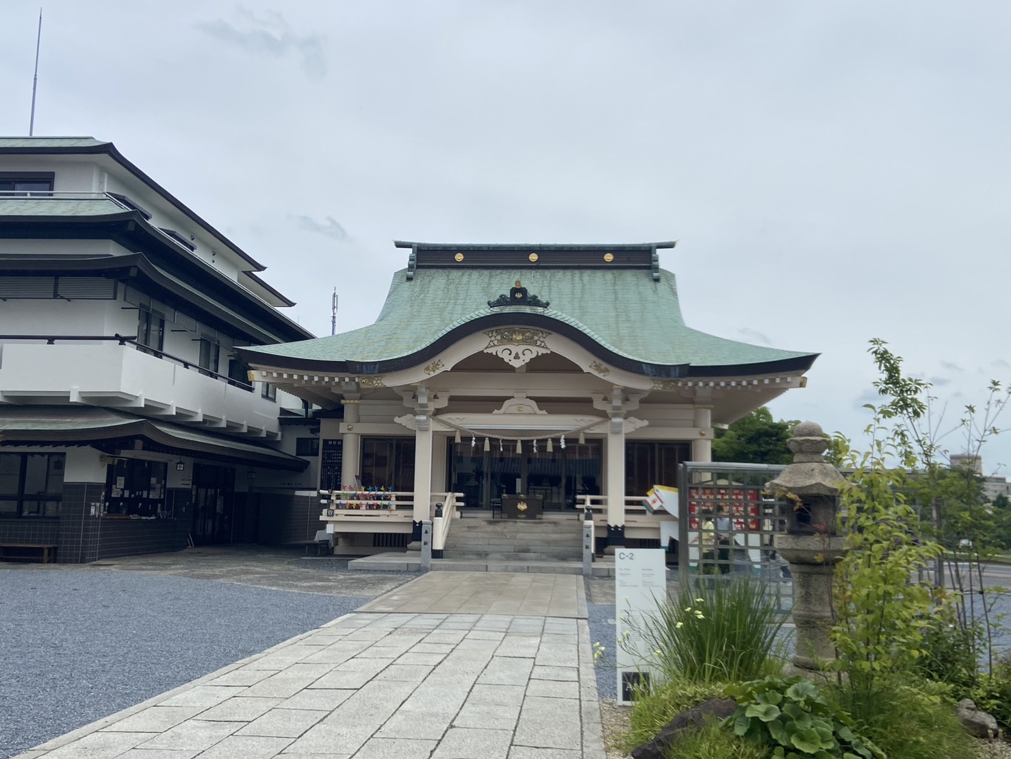 岡山城を守り続けた！岡山神社の歴史と願掛け風車