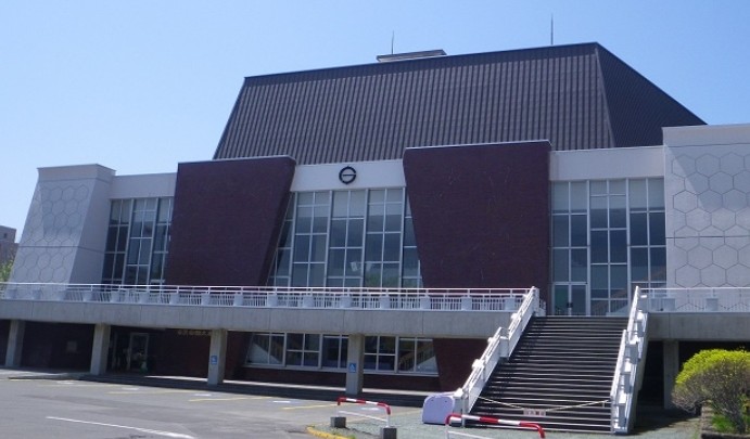 苫小牧市民会館