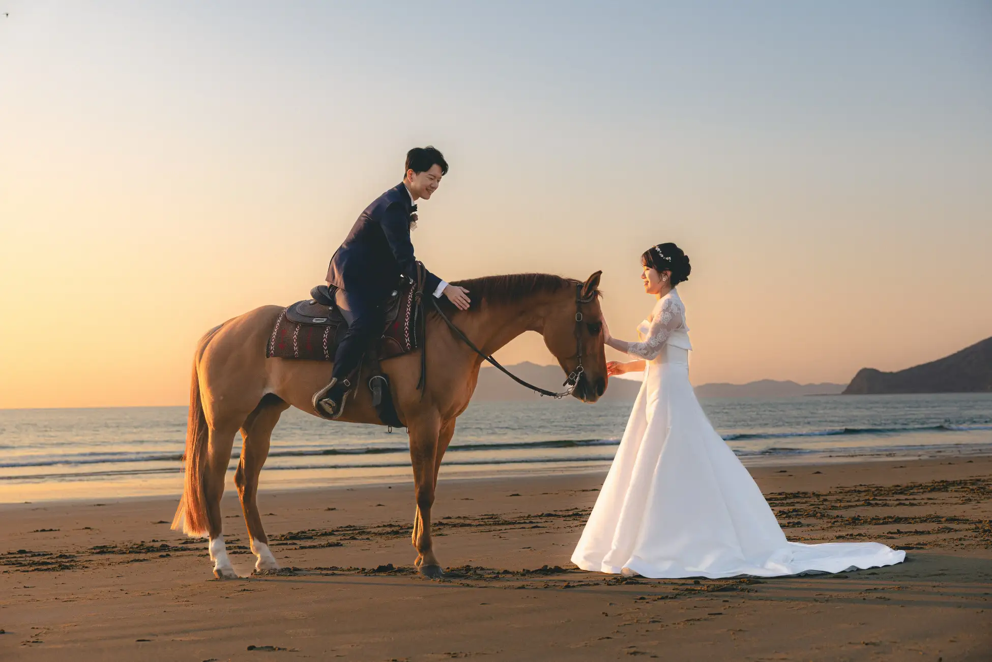 海の中道で馬と写るフォトウェディングが登場！