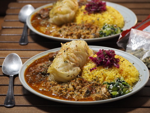 キッチンカー「spice curry COMODO」