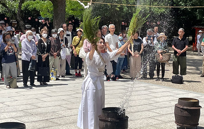 夏祭（湯立神楽）