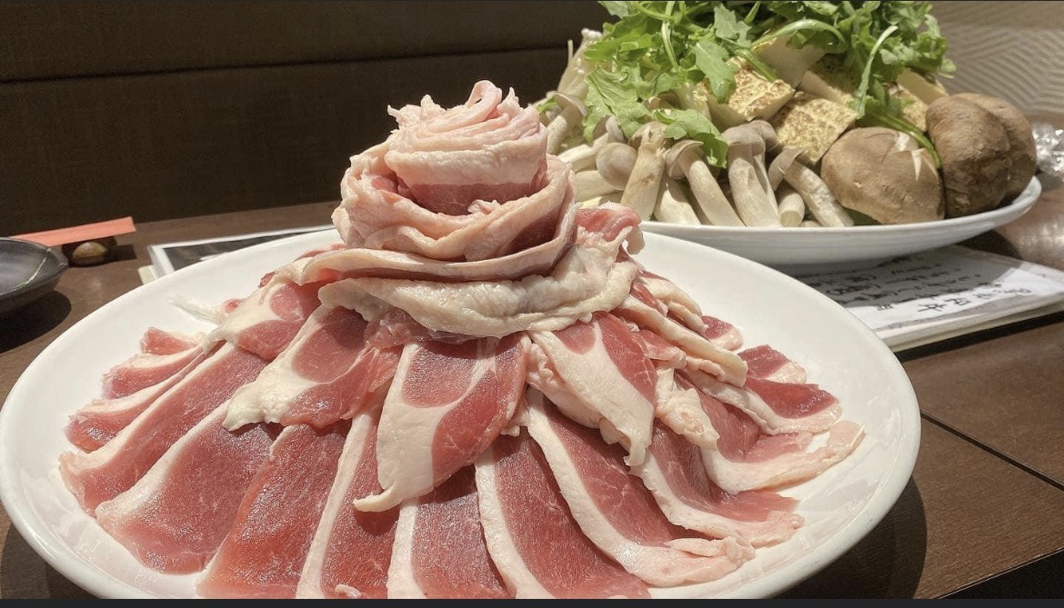 六甲道の隠れ家!炭火焼ぎおんで味わう極上の鶏と鴨