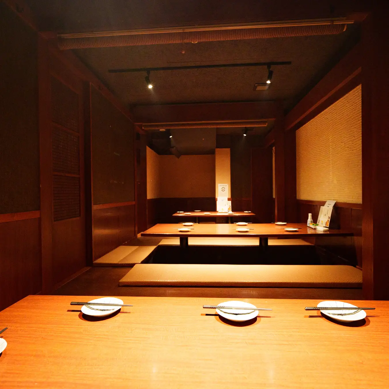 刺身13種299円均一「魚野郎 札幌駅前店」開店