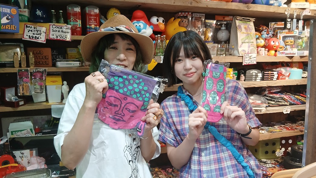 COLLECTION MARKET スタッフさん