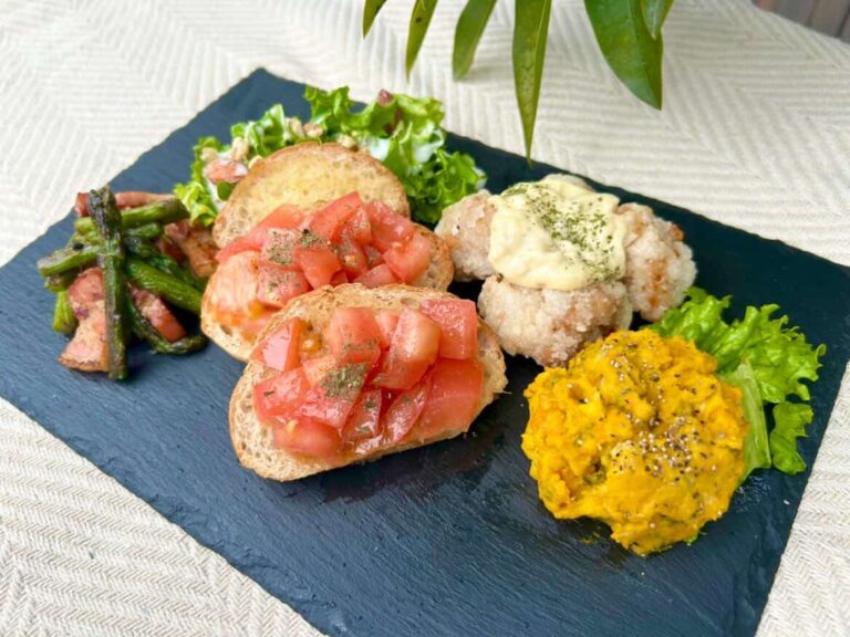 郷町〇店 ー〈BURGER JUNKIE〉のスペシャルランチプレートなど