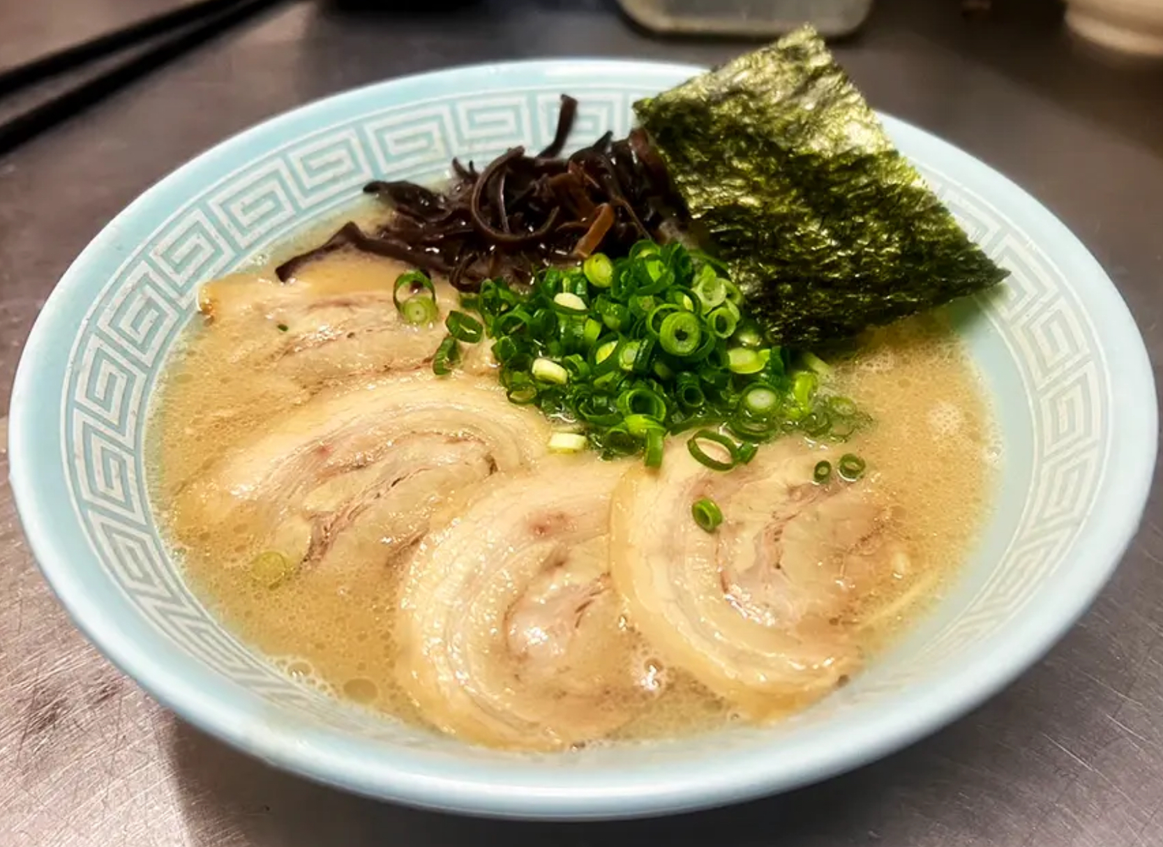 博多ラーメン一燈灯 城見町店