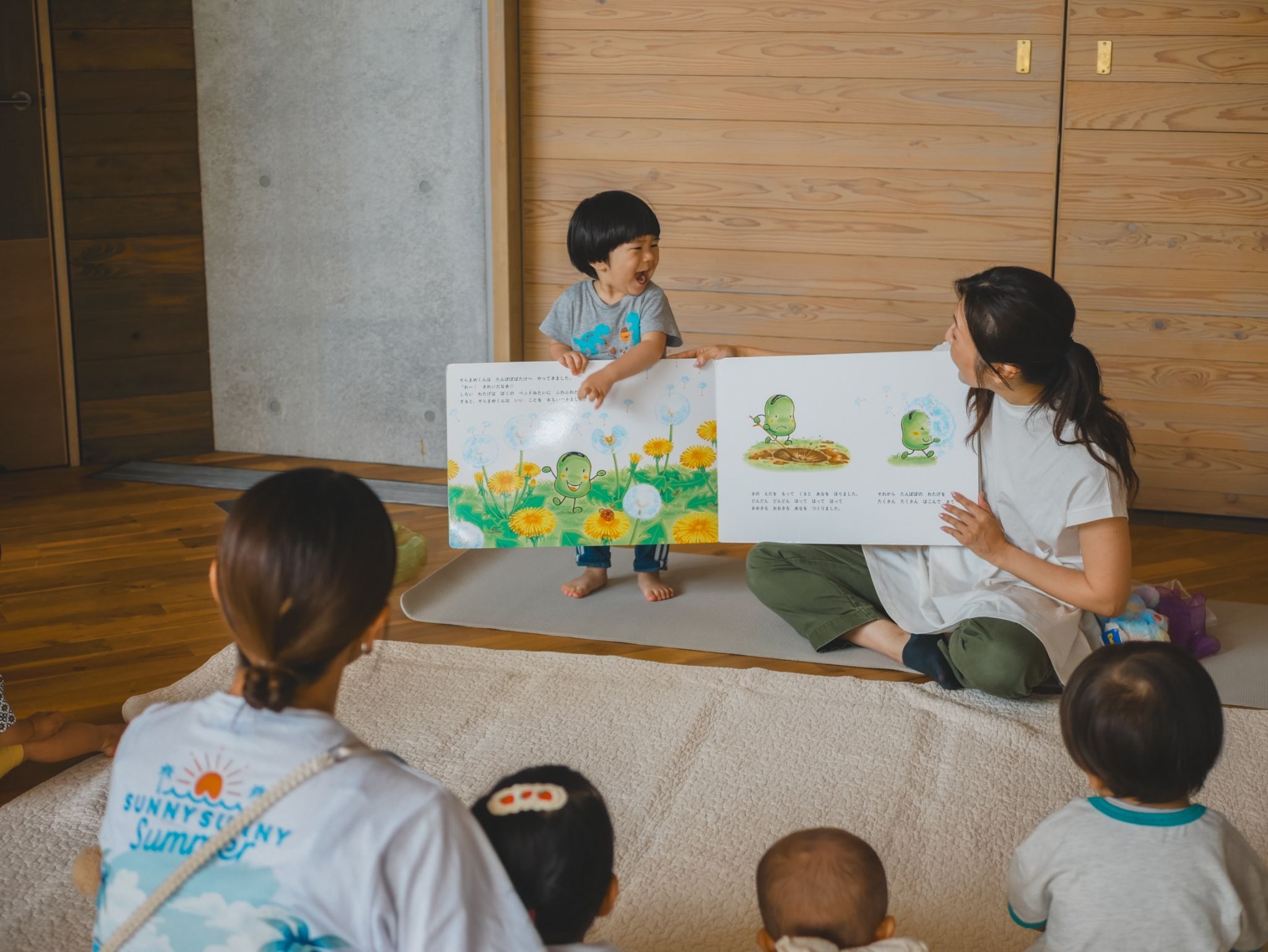 絵本と食育あそび「あそびのたね」は親子にそっと寄り添う空間